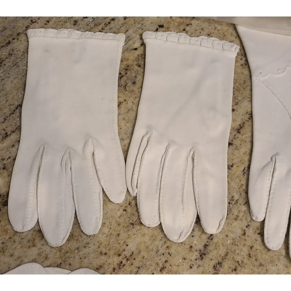 Lot of 4 Vintage Women's Size XS S White Cotton Formal Gloves w/ bag